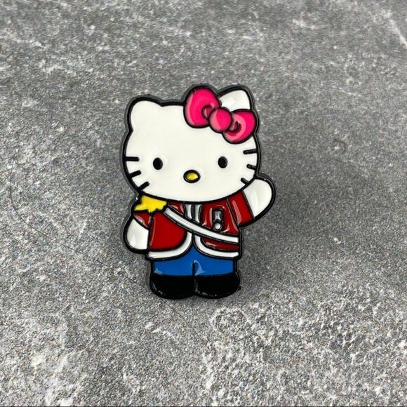 Royal Hello Kitty Enamel Pin/ Brooch Lapel - Picture 2 of 6